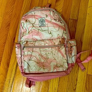 I am selling because I don’t need it and it is from target is pretty and preppy.